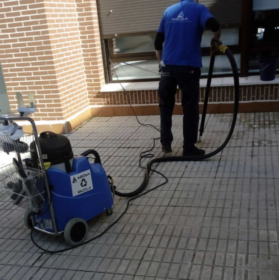 Empresa de limpieza de oficinas en Madrid