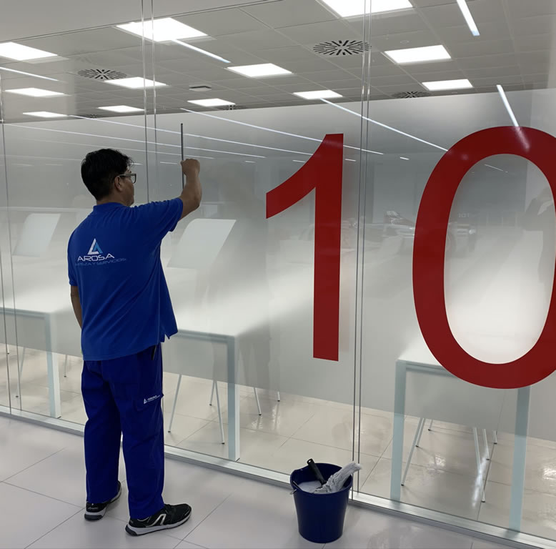 Empresa de limpieza de oficinas en Madrid